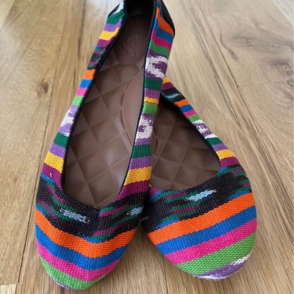 Reef Tropic size 6 slip-on multicolor women’s casual ballet flats